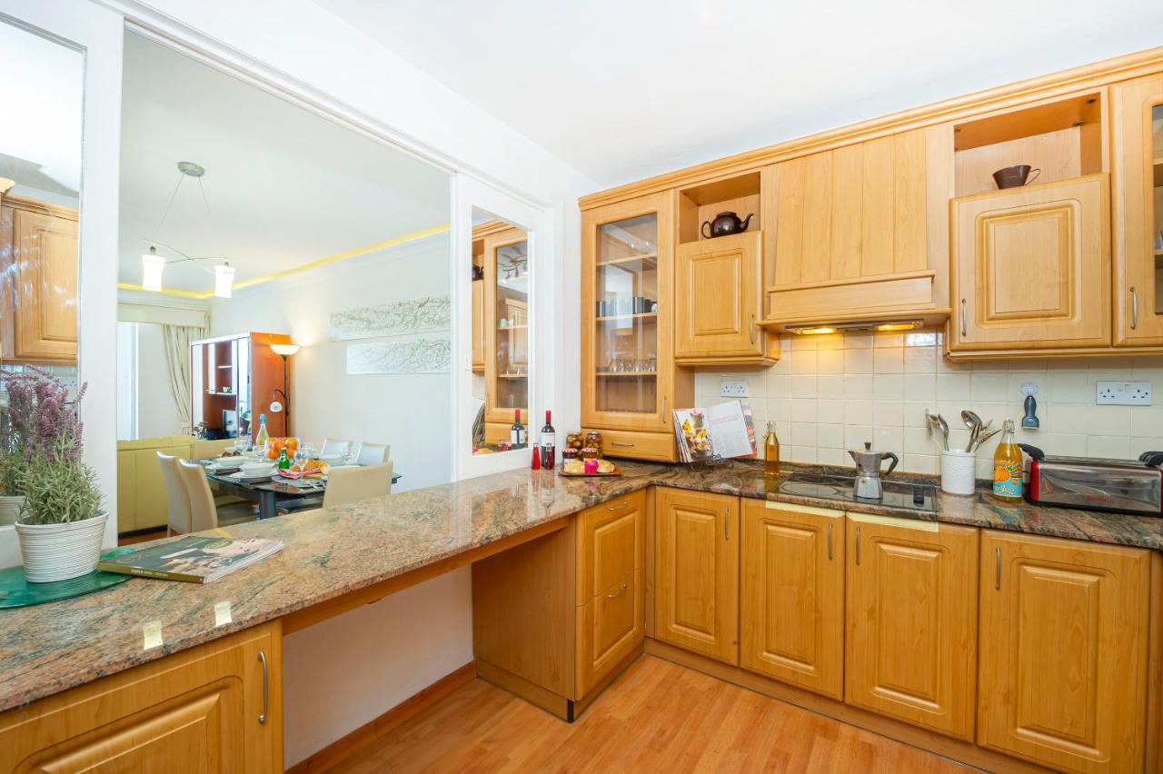 Spinola Bay Top Floor Seafront 3 Bedroom Apartment With Panoramic Sea Views - By Getawaysmalta Saint Julian's Екстериор снимка